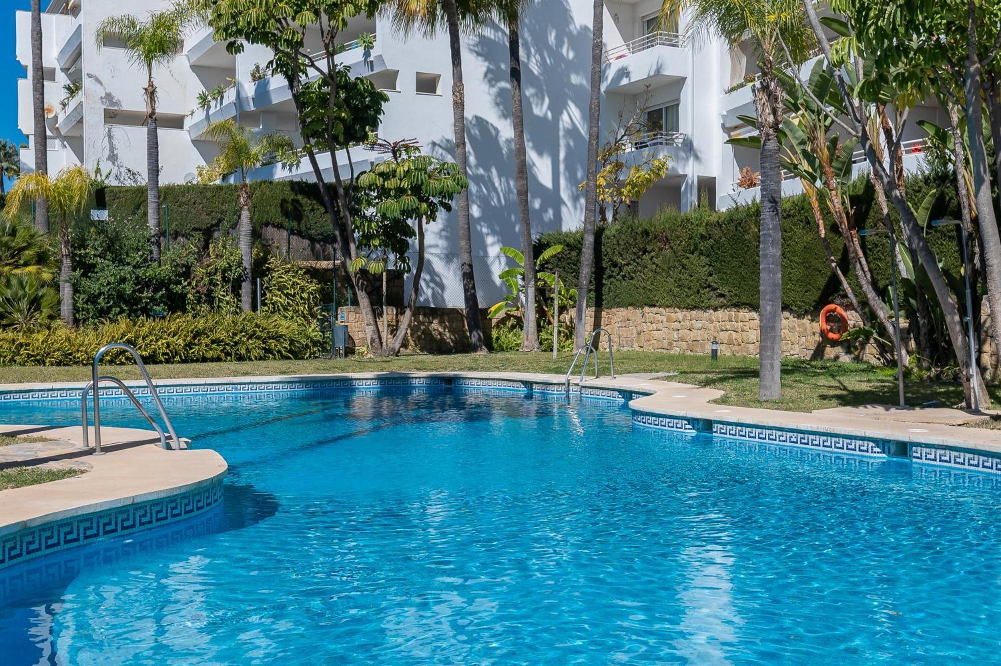 Stunning Duplex By The Golf & Terrace By The Apartamento Marbella